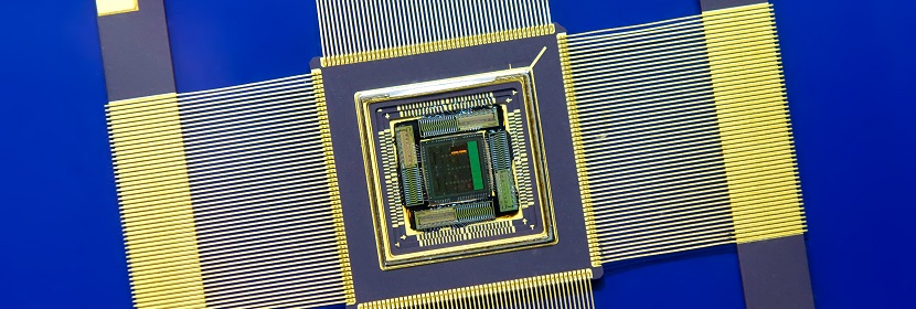 精細(xì)陶瓷壓縮強(qiáng)度試驗